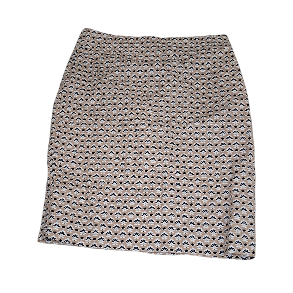 Ann Taylor Beige, White and Black Patterned Women's Pencil Skirt Size 0P